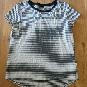 Old Navy size 8 short sleeve blouse
